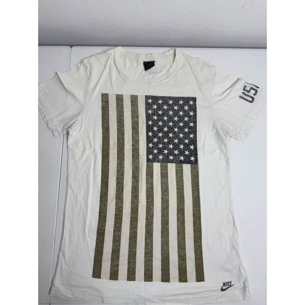 Nike Track And Field Shirt Mens Sz M White Slim Fit  Flag Print Cotton Patriotic